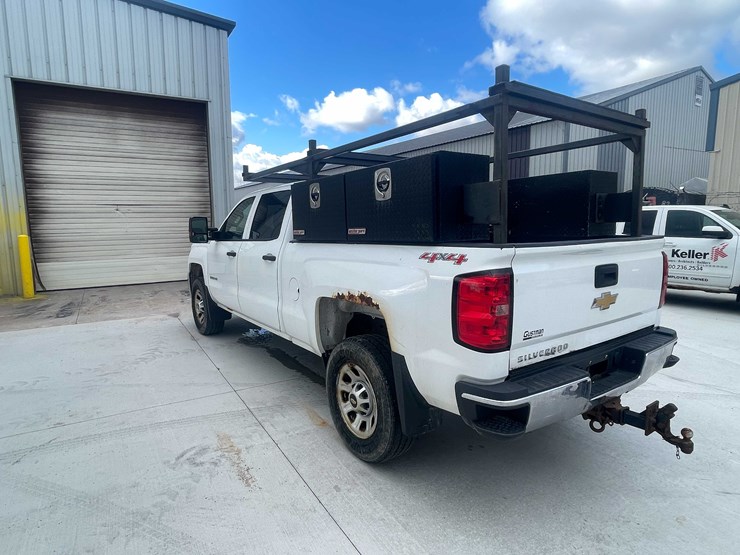 2015-chevrolet-2500-image-7