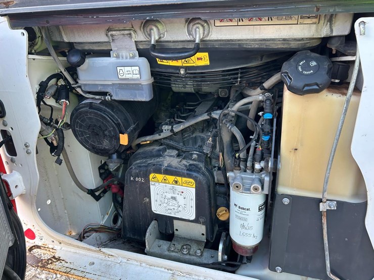2022-bobcat-t76-image-17