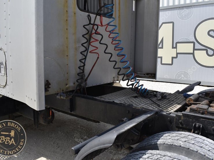 1995-kenworth-t800-image-16