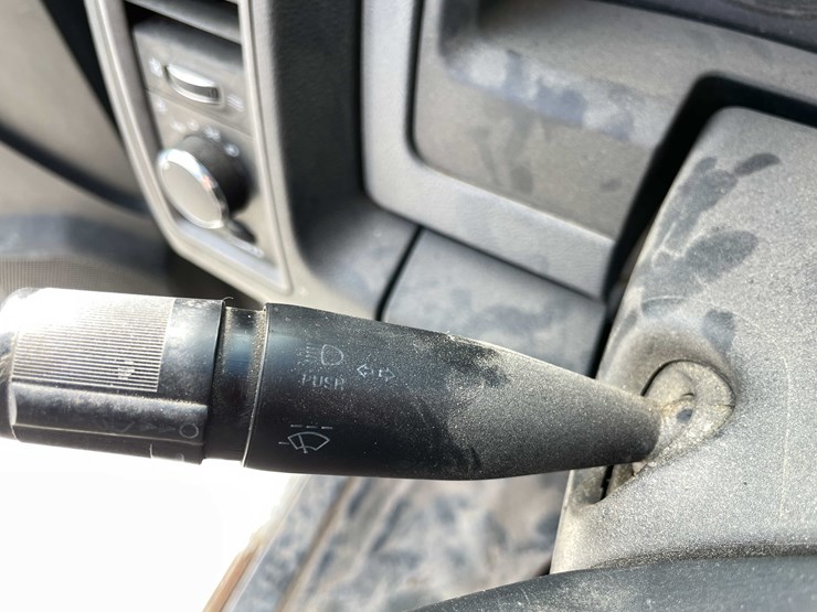 2015-dodge-2500-image-74