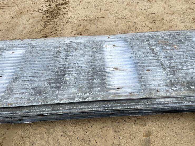 #3976-•-(25)-corrugated-steel-siding-image-8