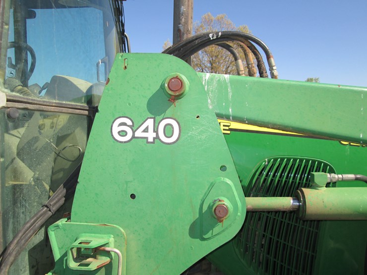 john-deere-6215-image-27