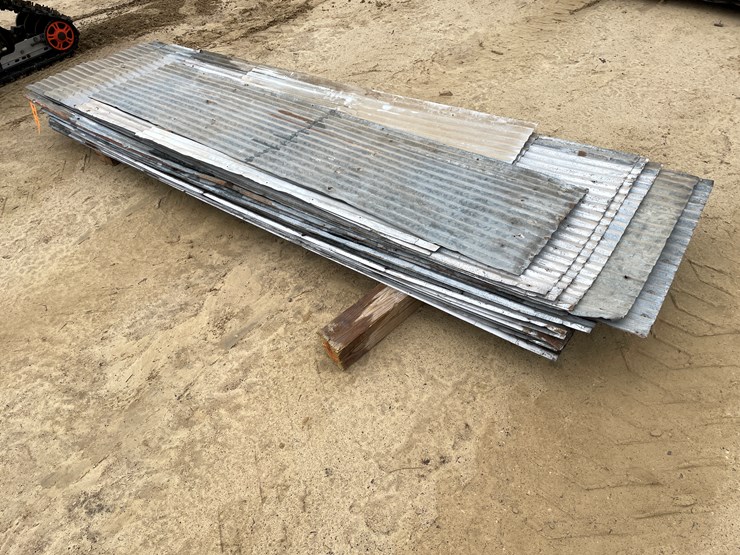 #3978-•-(15)-corrugated-steel-siding-image-4