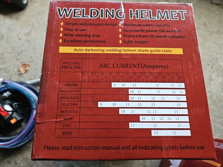 auto-darkening-welding-helmet-image-2