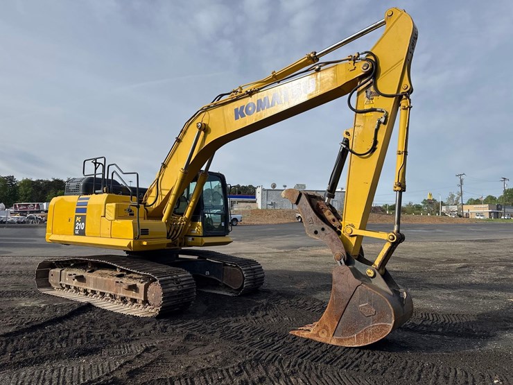 2018-komatsu-pc210-lc-11-image-4