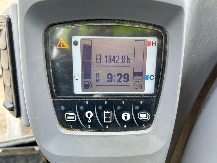 2020-kubota-kx080-4-image-22