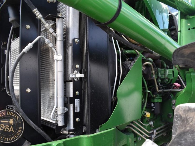 2014-john-deere-6140d-image-30