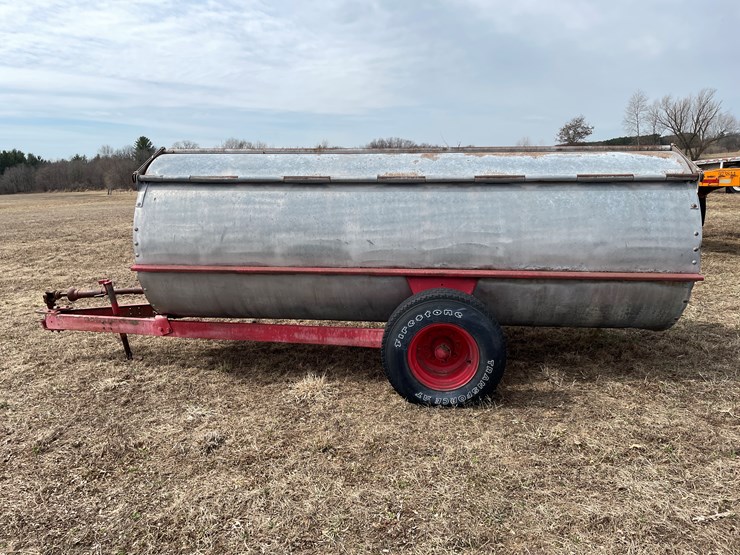 #211-•-slinger-style-manure-spreader-image-8