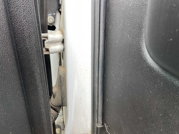 2014-chevrolet-1500-image-50