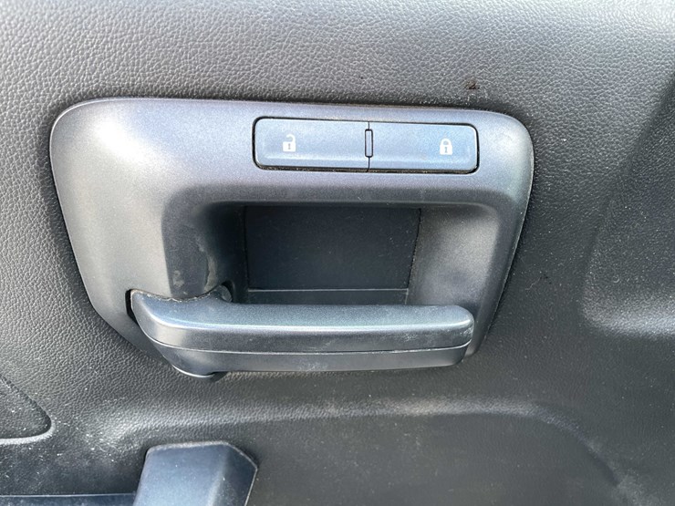 2015-chevrolet-1500-image-57