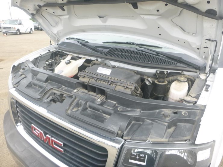 2021-gmc-3500-image-15