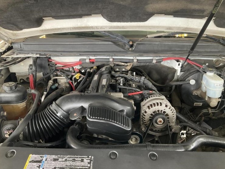 2007-chevrolet-tahoe-image-11