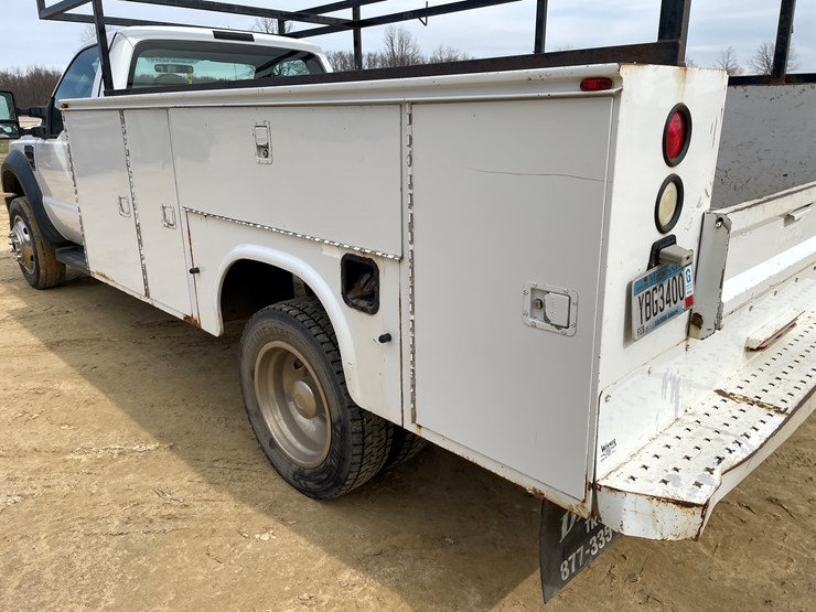 2008-ford-f550-image-28