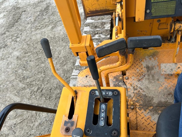 hyundai-h80-image-23