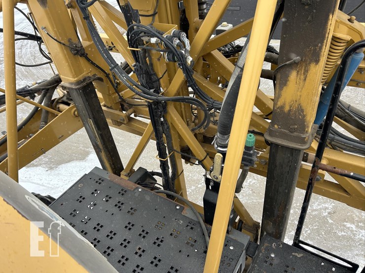 2012-ag-chem-rg1100-image-57