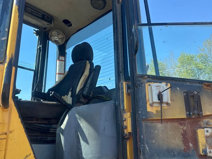 2004-komatsu-wa250-5l-image-22