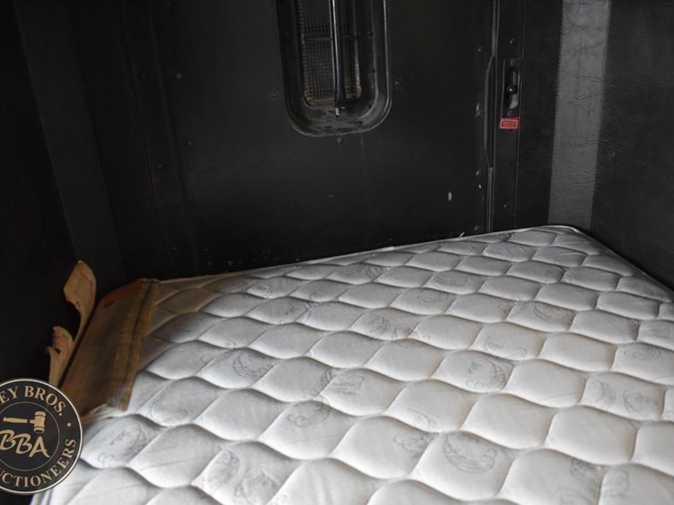 1995-kenworth-t800-image-46