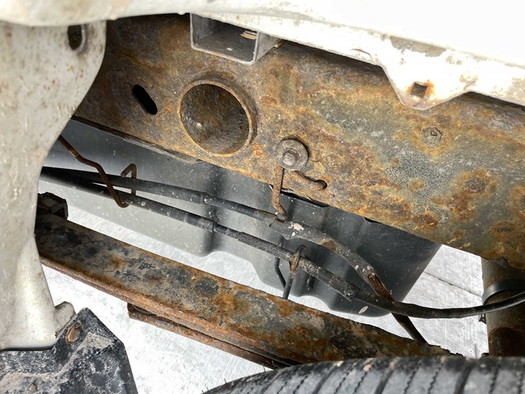 2014-chevrolet-1500-image-25