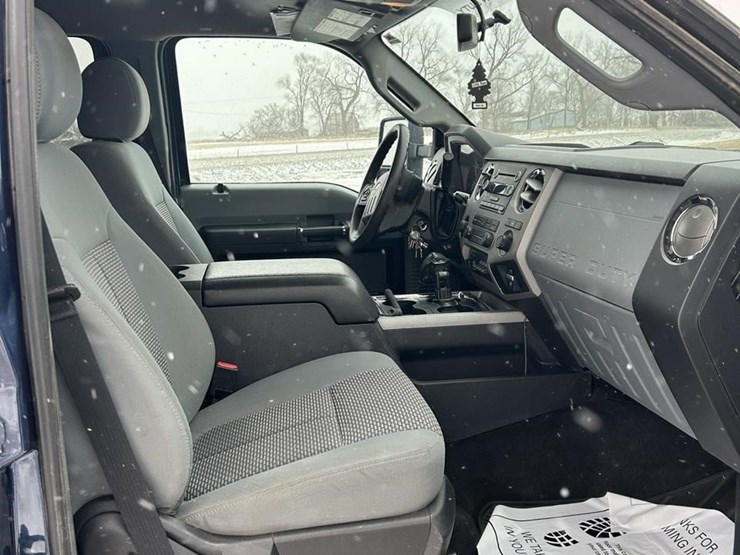 2016-ford-f350-xlt-image-31