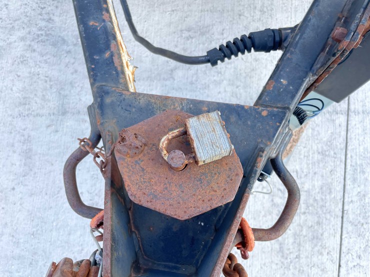 #5423-•-2014-nova-scissor-lift-tilt-bed-trailer-image-13