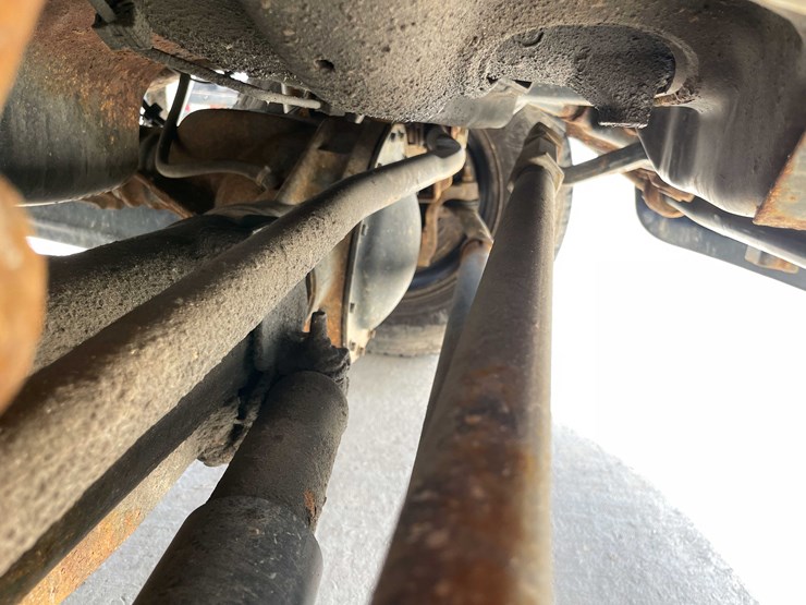 2016-dodge-2500-image-51