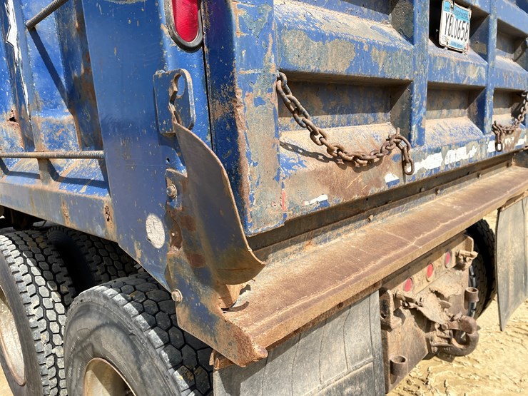 #401-•-1991-mac-rb688s-dump-truck-(has-mn-title)-image-28