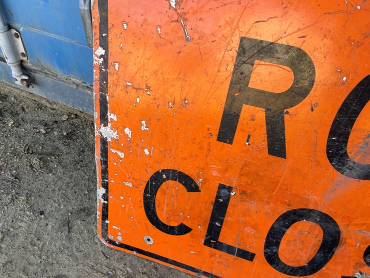 #3931-•-metal-retired-road-sign-image-4