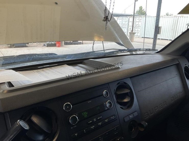 2011-ford-f250-image-19