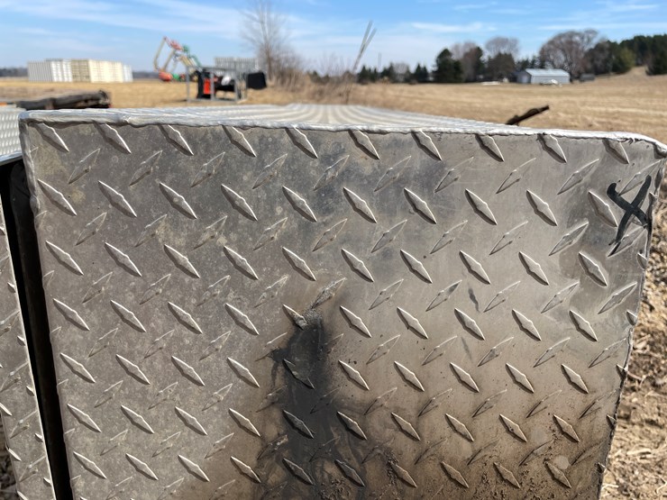 #3971-•-(2)-aluminum-truck-tool-box's-image-24