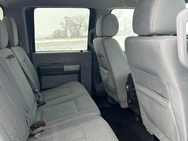 2016-ford-f350-xlt-image-30