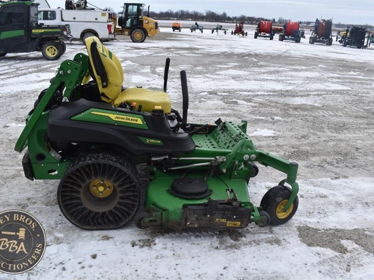 2024-john-deere-z950m-image-16