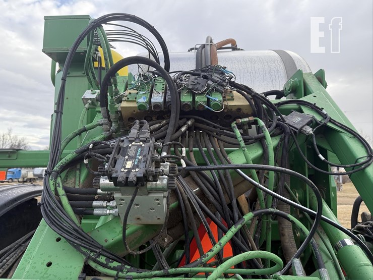 2005-john-deere-4920-image-44