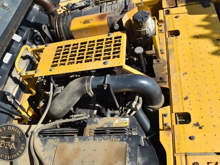 2013-komatsu-pc360-lc-10-image-50