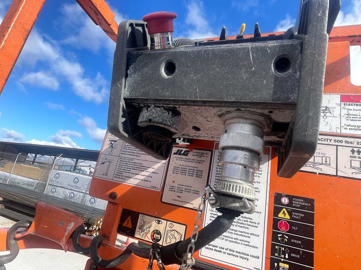 2014-jlg-1930es-image-26