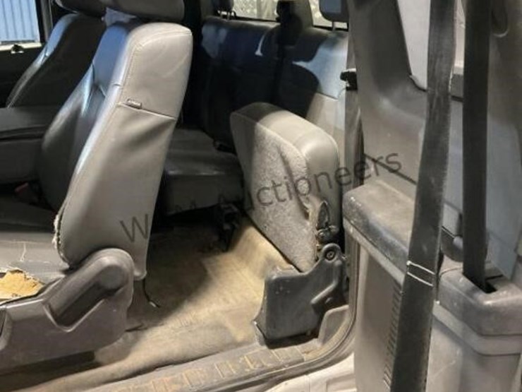 2014-ford-f350-image-24