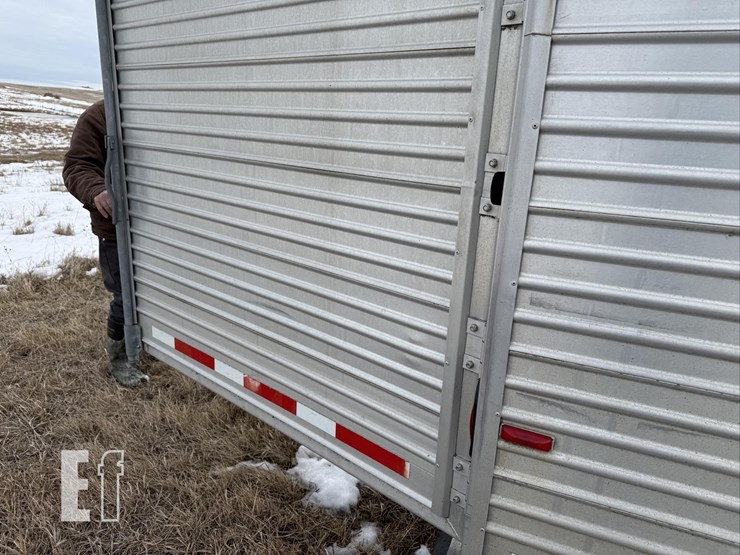 2001-featherlite-16-ft-image-26