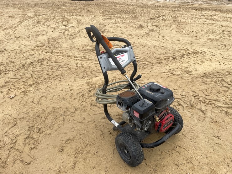 #3921-•-clean-machine-3,400-psi-pressure-washer-image-3