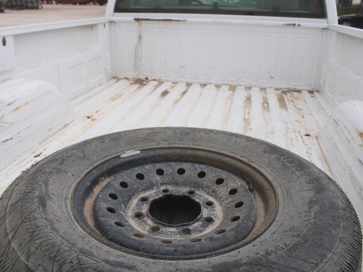 2005-chevrolet-2500-image-33