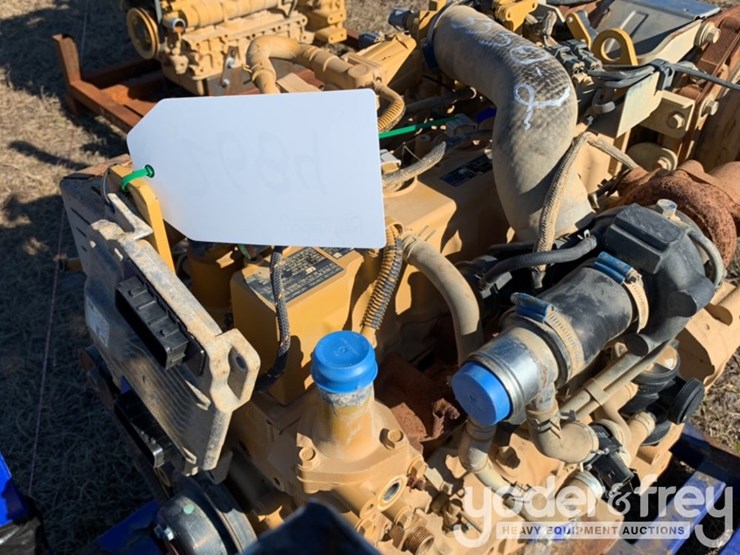 caterpillar-246d-image-18