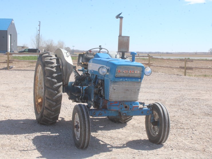 1966-ford-4000-image-3