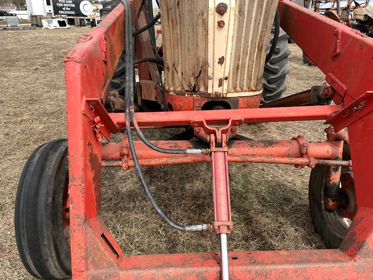 #175-•-case-830-diesel-tractor-image-23