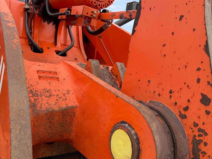 2019-hitachi-zw310-6-image-6