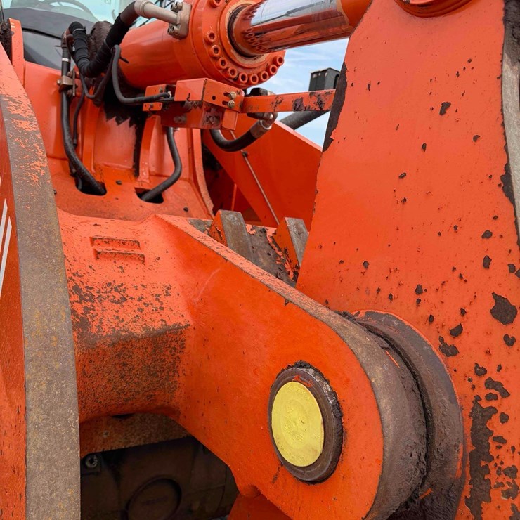 2019 HITACHI ZW310-6