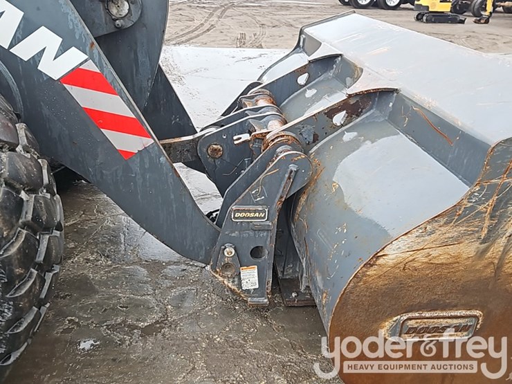 doosan-dl220-image-13