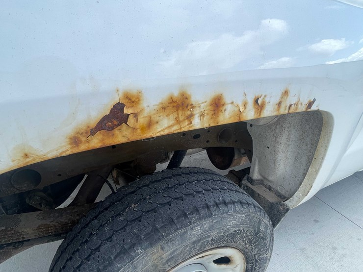 2015-chevrolet-2500-image-19