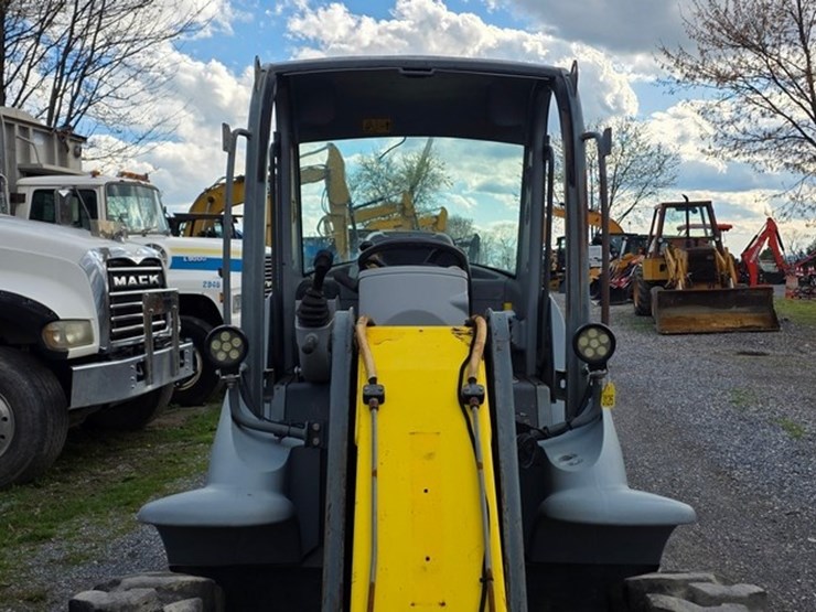 2010-wacker-neuson-280-image-35