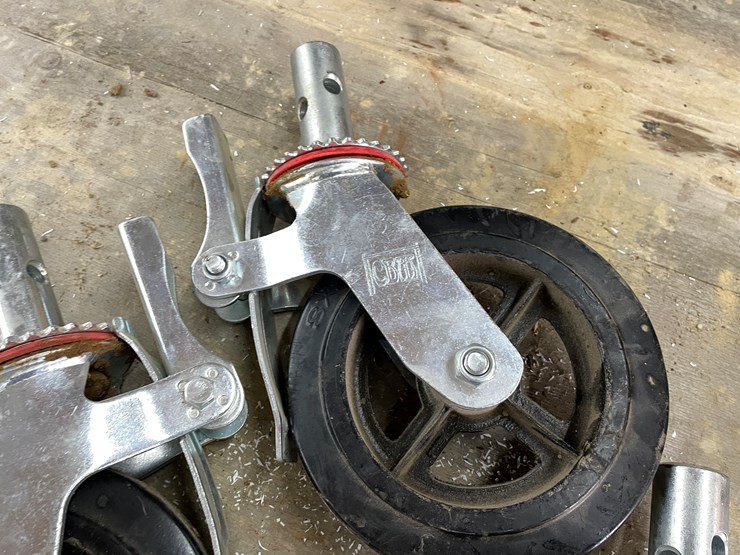 #3945-•-(4)-8"-cbw-caster-wheels-image-6