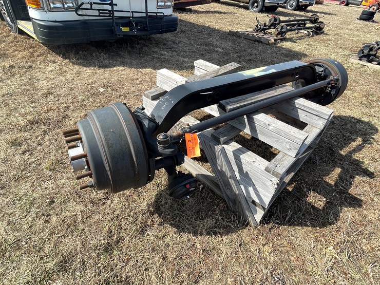 #10691-•-hendrickson-semi-truck-steer-axle-image-4