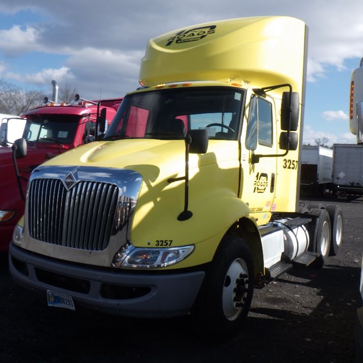 2016 INTERNATIONAL 8600