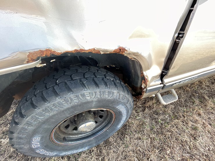 2000-chevrolet-2500-image-30